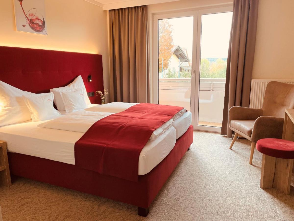 Hotel Pachernighof Velden am Woerthersee Ngoại thất bức ảnh