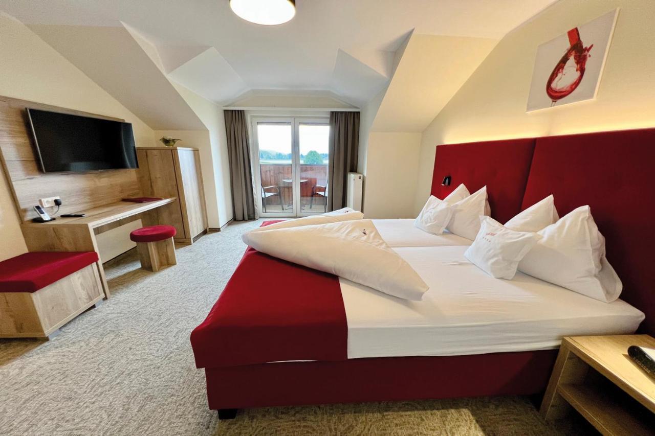 Hotel Pachernighof Velden am Woerthersee Ngoại thất bức ảnh