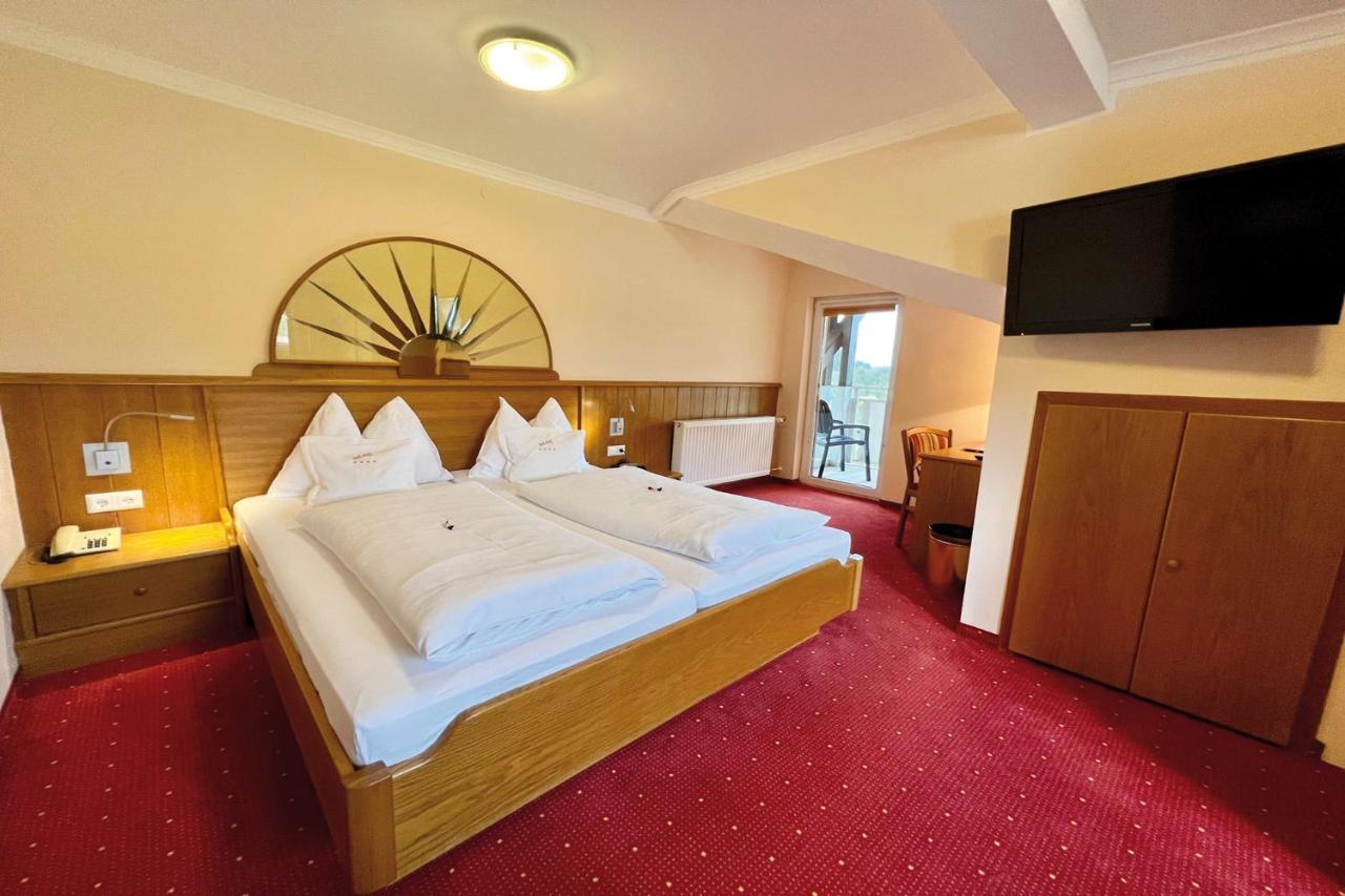 Hotel Pachernighof Velden am Woerthersee Ngoại thất bức ảnh